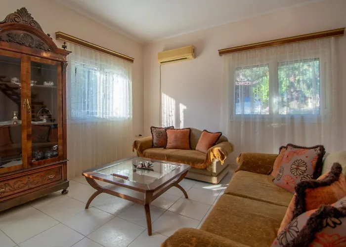 Artemis House Dom wakacyjny *