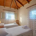 Artemis House 펜션 Fiolítis